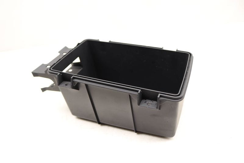 Center Console Storage Bin 8V0863300A — Used (SKU 523899)