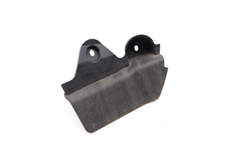 Wheel Spoiler / Mud Flap 8V5853834 — Used (SKU 611735)