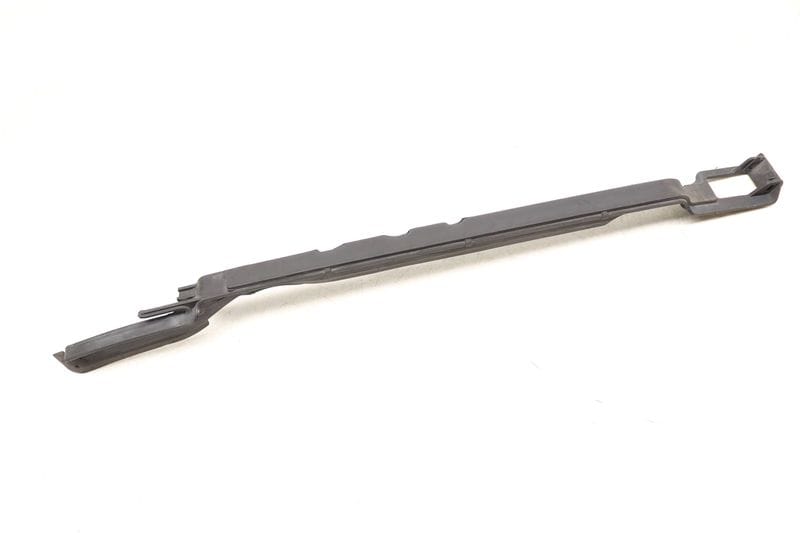 Radiator Seal / Gasket 8V0121332 — Used (SKU 523980)