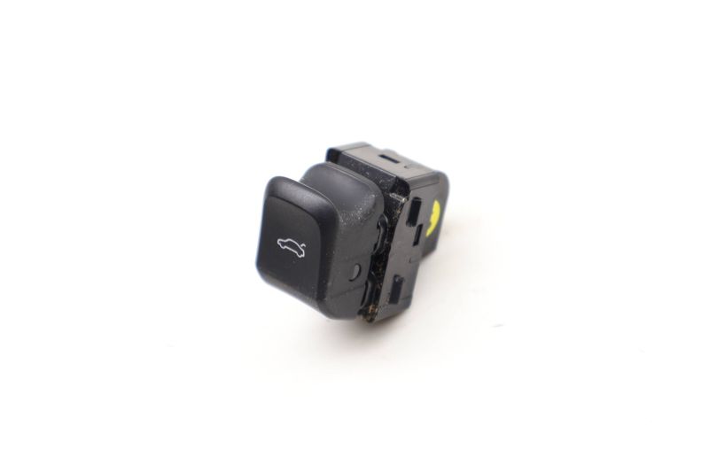 Trunk Release Switch 8V0959831 — Used (SKU 611613)
