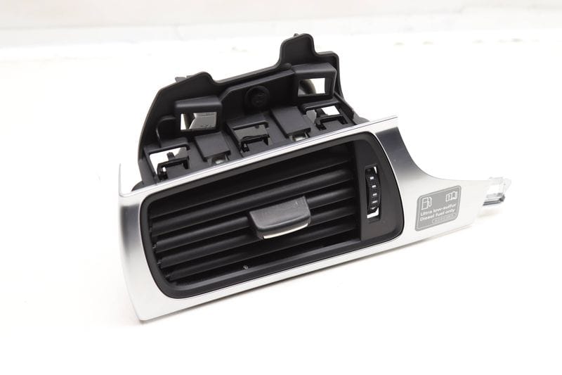 Dash Climate / Air Vent 4G1820901B — Used (SKU 599610)