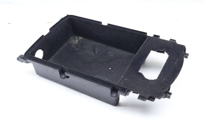 Center Console Storage Bin / Tray 4G0864981A — Used (SKU 683877)