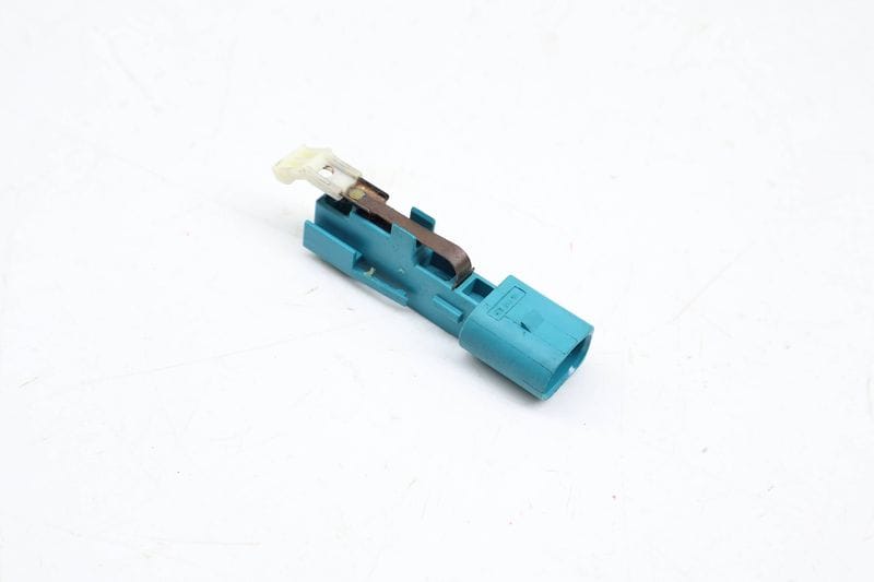 Door Handle Micro Switch 4G8959985 — Used (SKU 683984)