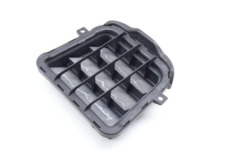 Quarter Panel Vent Insert 8K0819181B — Used (SKU 684076)