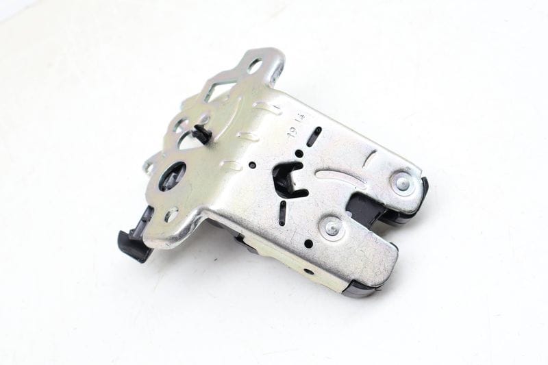 Trunk Latch / Lock 8R0827505 — Used (SKU 684002)