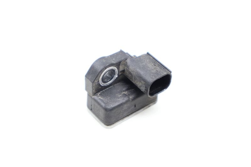 Engine Mount Acceleration Sensor 4H0907508 — Used (SKU 674735)