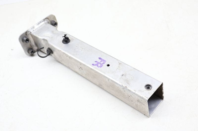 Bumper Impact Beam / Bar Mount Bracket 4H0806064E — Used (SKU 674658)