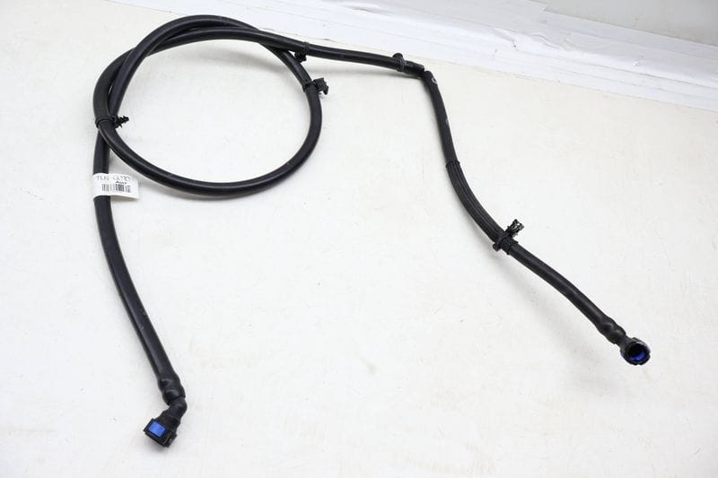 Headlight Washer Hose / Line 4H0955667B — Used (SKU 674740)