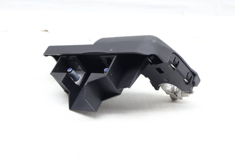 Positive Battery Connector 8J0915459 — Used (SKU 665269)
