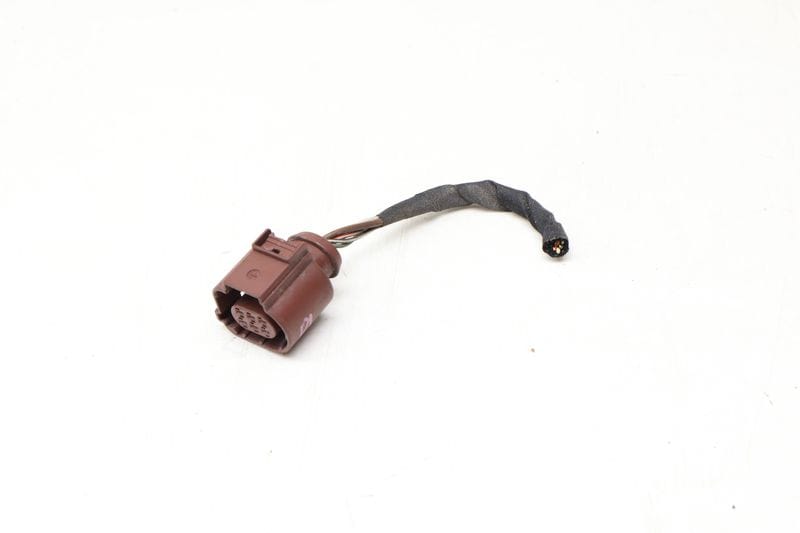 Tail Light Wiring Connector / Pigtail 4H0973713A — Used (SKU 665256)