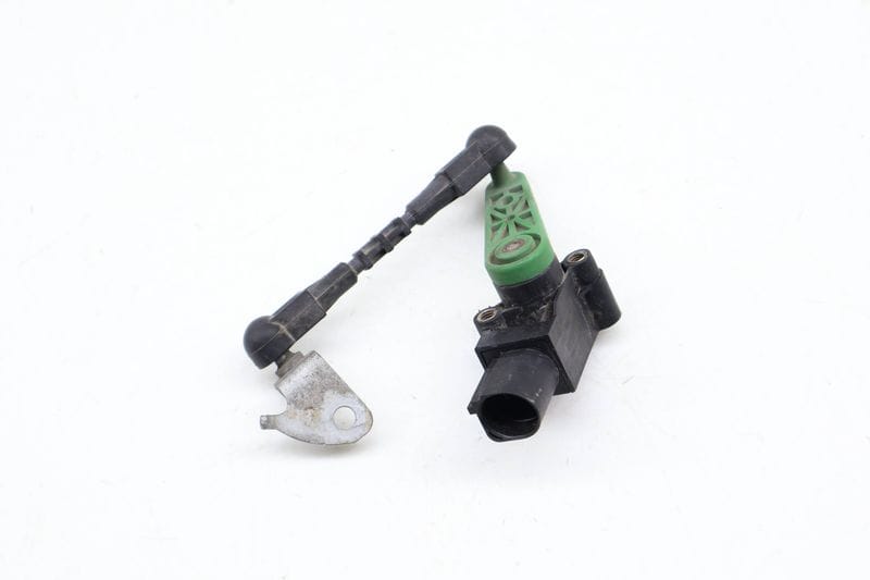 Headlight / Suspension Leveling Sensor 4H0941310C — Used (SKU 674617)