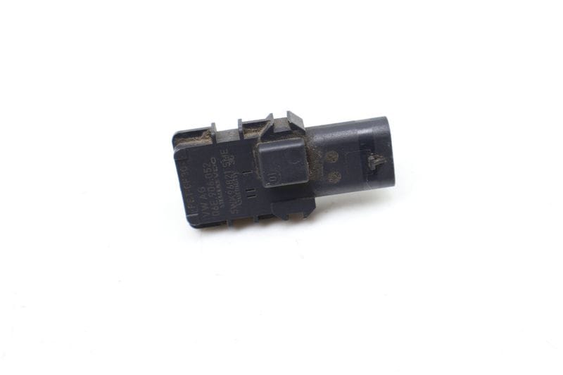Secondary Air Pump Pressure Sensor 06E906052 — Used (SKU 674446)