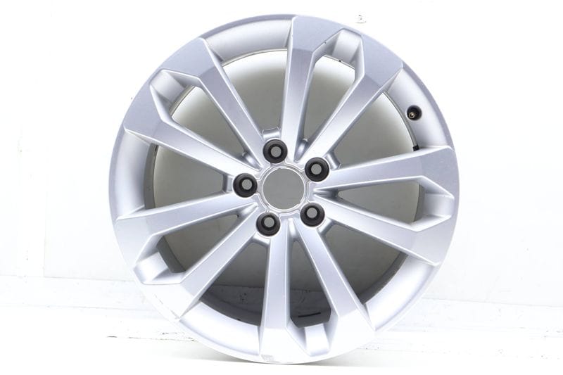 18" Inch Alloy Rim / Wheel (5 Double SPOKE) 8R0601025BM — Used (SKU 702696)