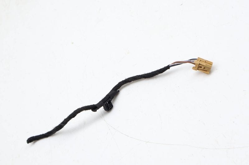4-PIN Wiring Harness Connector / Pigtail 8K0973754A — Used (SKU 702708)