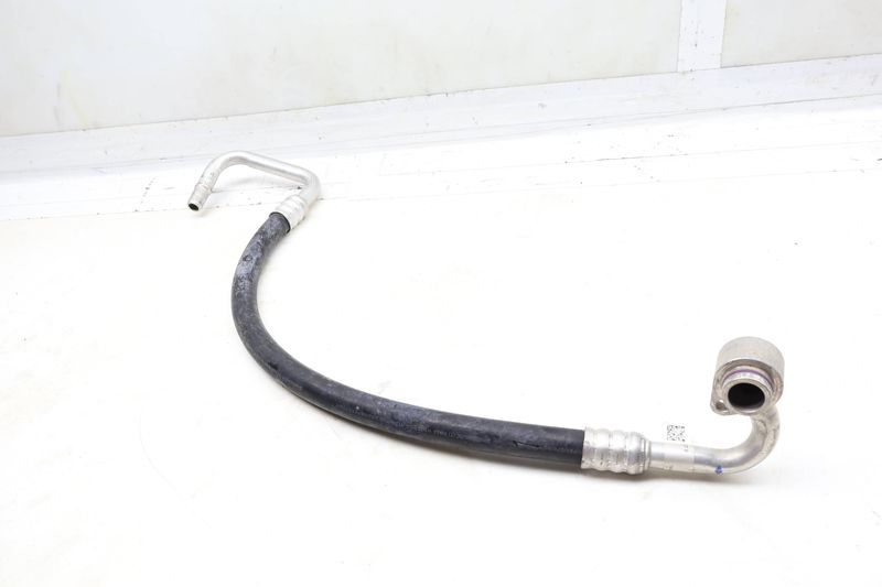 AC Hose / Line / Pipe 8T0260707B — Used (SKU 702900)