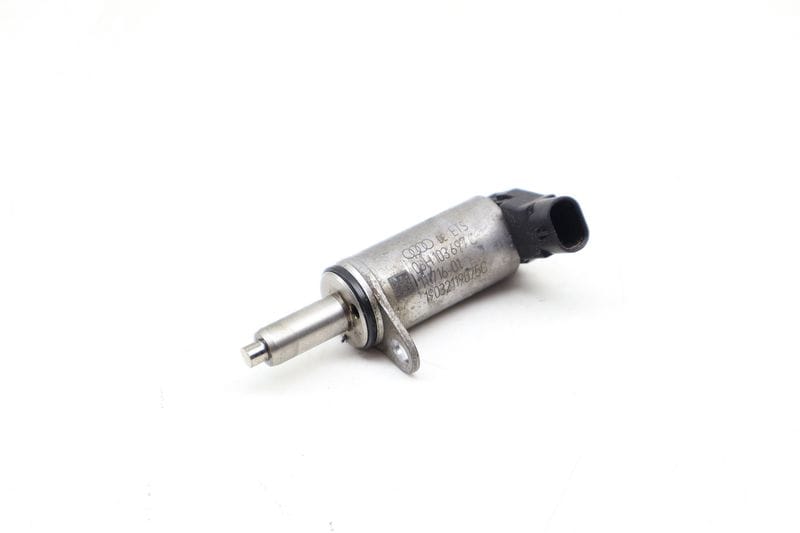 Cam / Camshaft N205 Valve Solenoid 06H103697C — Used (SKU 702663)