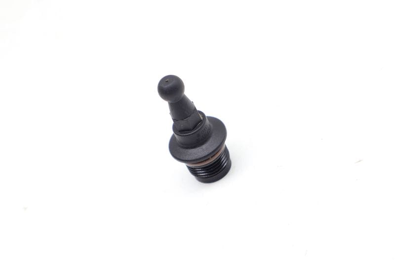 Engine / Valve Cover Plug 06J115418A — Used (SKU 702635)