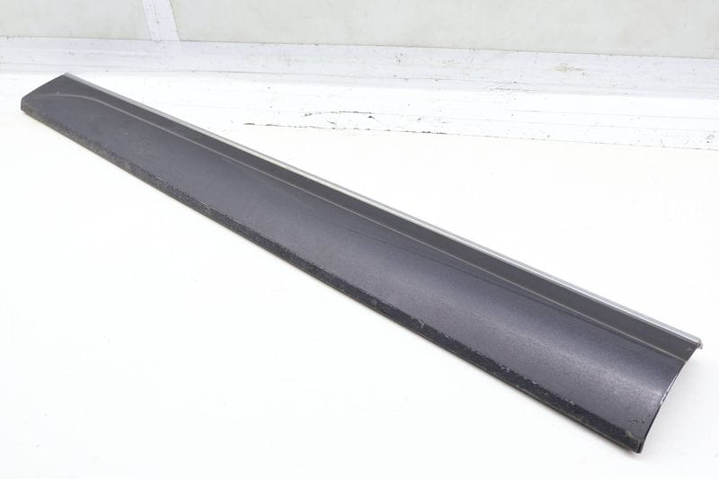 Lower Door Blade / Molding 8R0853959L — Used (SKU 702568)
