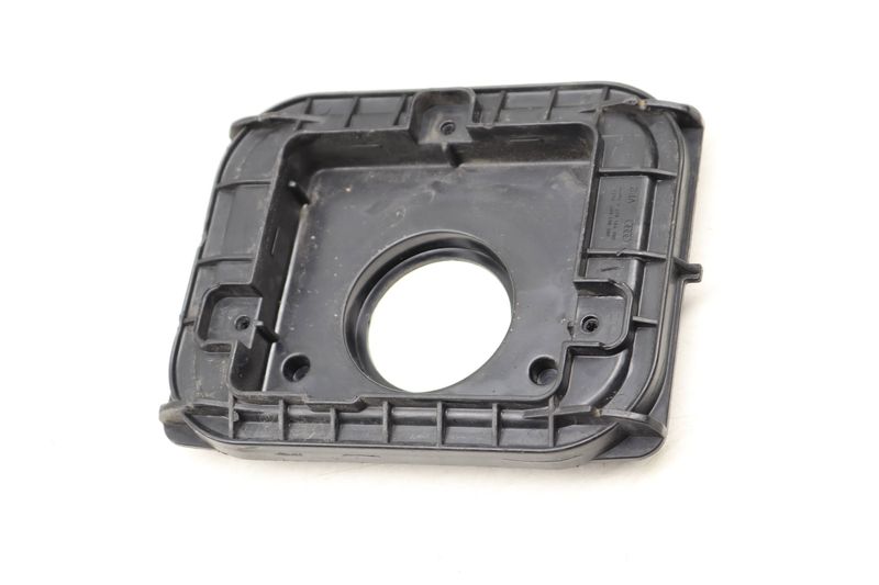Headlight Bulb Cap / Cover 8R0941607A — Used (SKU 510984)