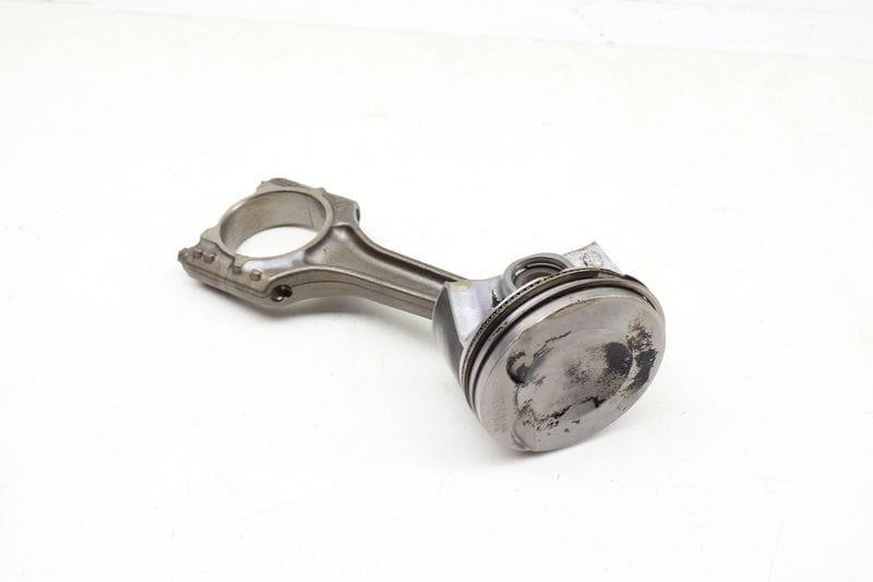 Piston w/ Connecting Rod 06H107065DM — Used (SKU 702784)
