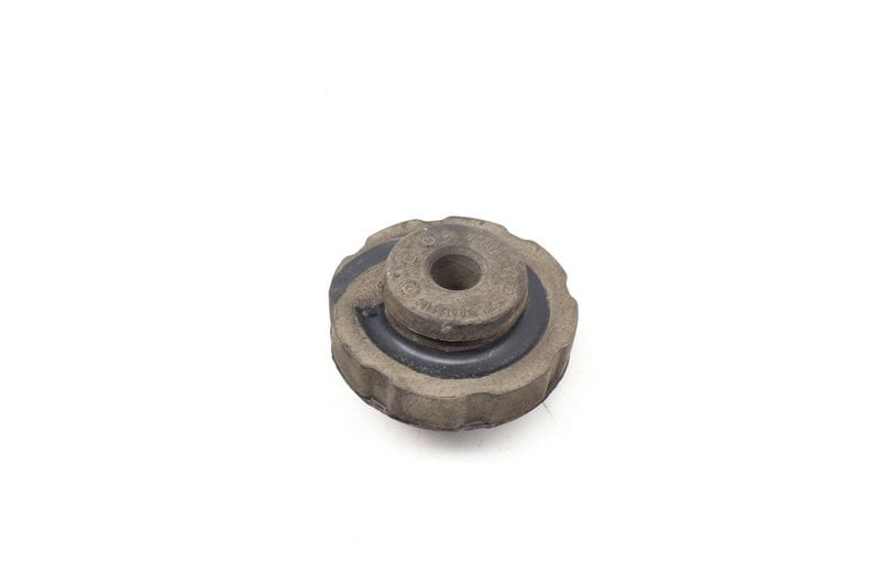Upper Rubber Spring Plate / Mount 8K0512149C — Used (SKU 702781)