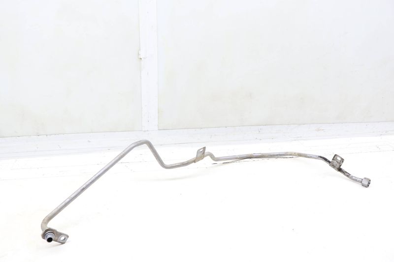 Transmission Oil Cooler Pipe / Line 8R0317817AA — Used (SKU 702902)