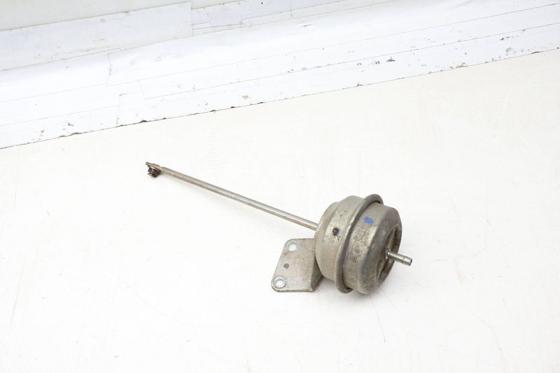 Turbo / Turbocharger Wastegate Actuator 06H145702R — Used (SKU 702829)