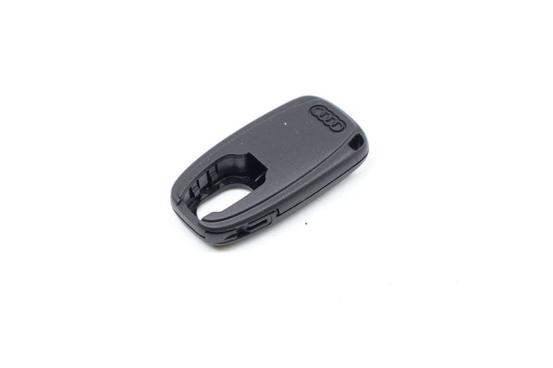 Valet Key Holder / Blank 8T0837148 — Used (SKU 702537)
