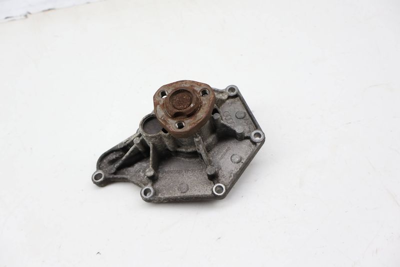Coolant / Water Pump 06E121018A — Used (SKU 720913)
