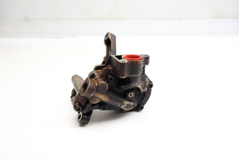 Engine Oil Pump 06E115105AQ — Used (SKU 721007)