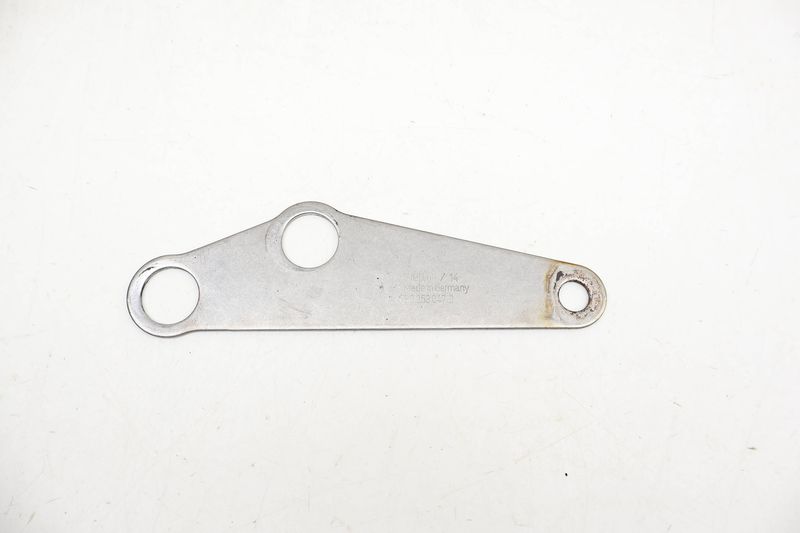 Exhaust Support Bracket 7P0253047D — Used (SKU 720720)