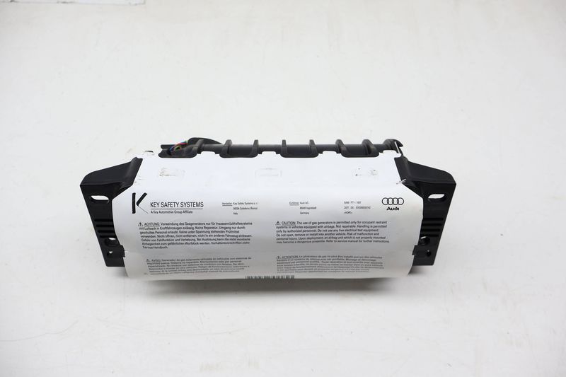 Dash Airbag / Air Bag 4L0880204D — Used (SKU 720823)