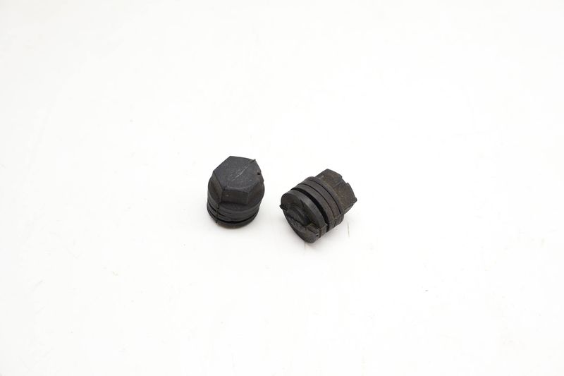 Hood Stop Jounce Bumper Set 4B0823481 — Used (SKU 720763)