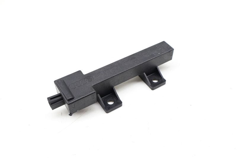 Kessy / Keyless Entry Antenna 4F0907247A — Used (SKU 720583)