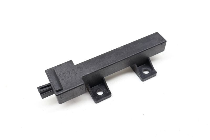 Kessy / Keyless Entry Antenna 4F0907247A — Used (SKU 720585)