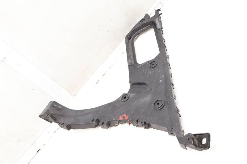 Bumper Guide / Bracket 4L0807453A — Used (SKU 609896)