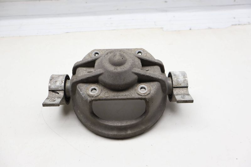 Shock Absorber Top Mount Bracket 7L0512345B — Used (SKU 720905)