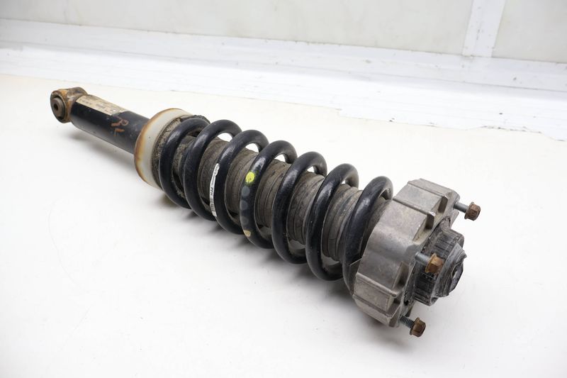 Strut / Spring Assembly 7L8513029K — Used (SKU 720979)