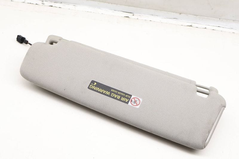 Dual Sun Visor / Mirror 4L0857552AM — Used (SKU 609759)
