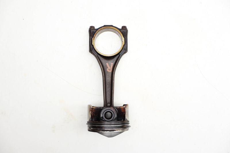 Piston w/ Connecting Rod 06E107066DM — Used (SKU 721008)