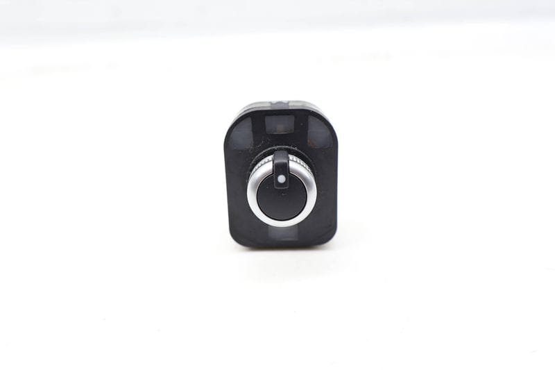 Side View Door Mirror Switch 4F0959565A — Used (SKU 720622)