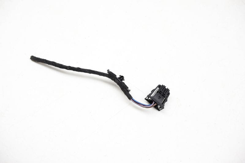 Tail Light Wiring Harness Connector / Pigtail — Used (SKU 720873)