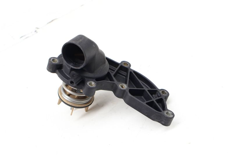 Thermostat 06E121111AL — Used (SKU 721048)