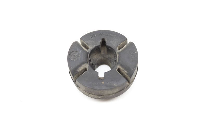 Lower Radiator Rubber Mount / Bushing 8K0121276A — Used (SKU 569992)