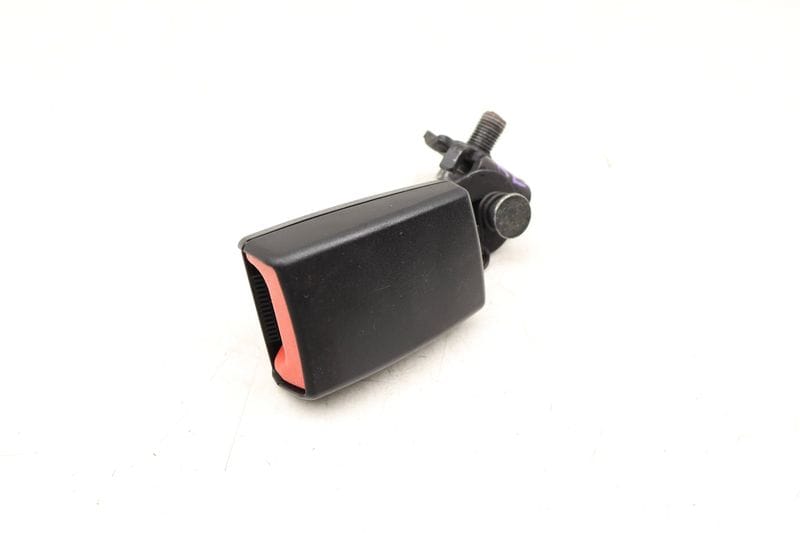 Seat Belt Buckle / Receiver 8T0857739H — Used (SKU 533531)