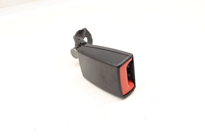 Seat Belt Buckle / Receiver 8T0857739H — Used (SKU 533532)