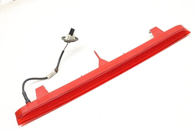 Center / Third Brake Light 8R0945097 — Used (SKU 613769)