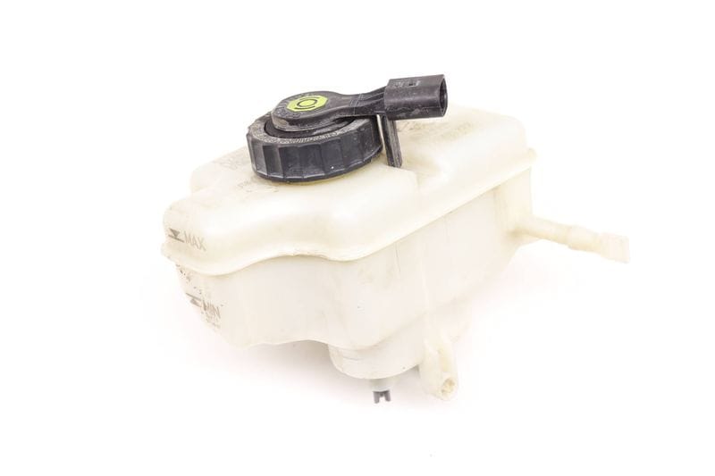 Brake Fluid Reservoir / Tank 8J1611301 — Used (SKU 576690)