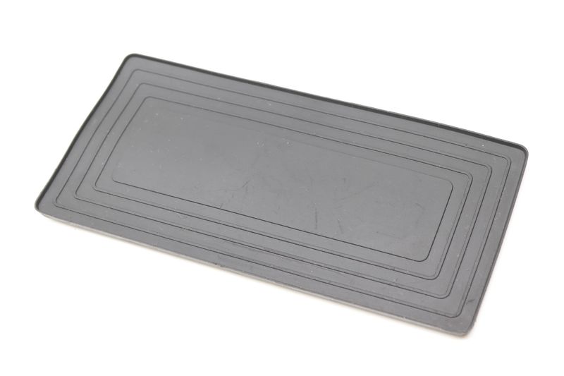 Center Console Rubber Insert 8J8863416 — Used (SKU 576424)