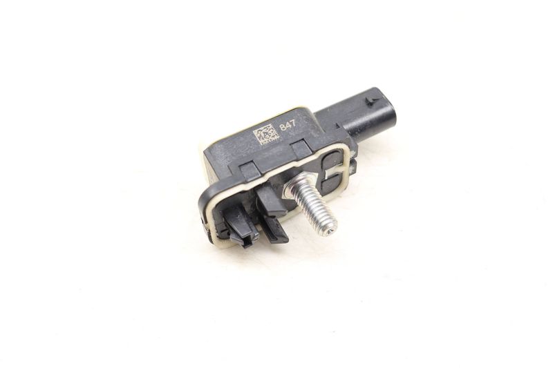 Door Impact / Crash Sensor 65779217711 — Used (SKU 520953)